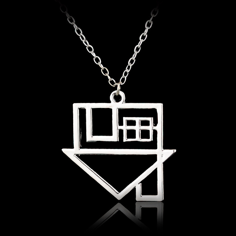 European and American popular jewelry rock band The Neighborhood Hollow House logo pendant necklace wholesale