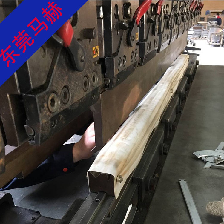 东莞马赫钣金专用折弯无压痕膜高强度防压痕垫有效保护折弯客户面
