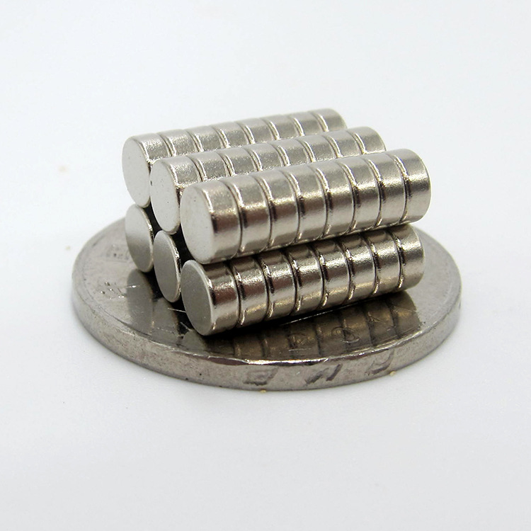 强磁吸铁石4.5x1.8钕铁硼永磁 高强度强力磁钢 圆形磁铁