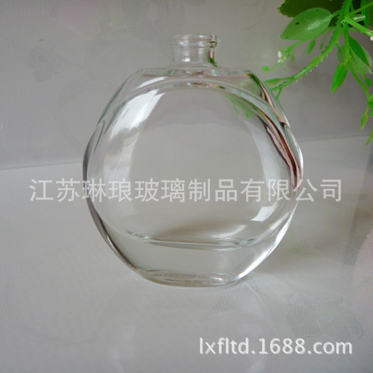 批发30ml高档玻璃香水瓶晶白料创意厚底香水玻璃瓶新款玻璃香水瓶