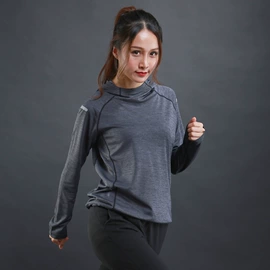 运动T恤;运动裤;运动外套