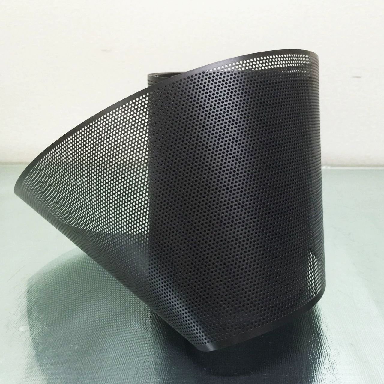 Самая продаваемая магнитная полоса от производителя, сетка из ПВХ, динамик из ПВХ, пылезащитная сетка, аудио, частичный клей, штамповка из ПВХ, пылезащитная сетка