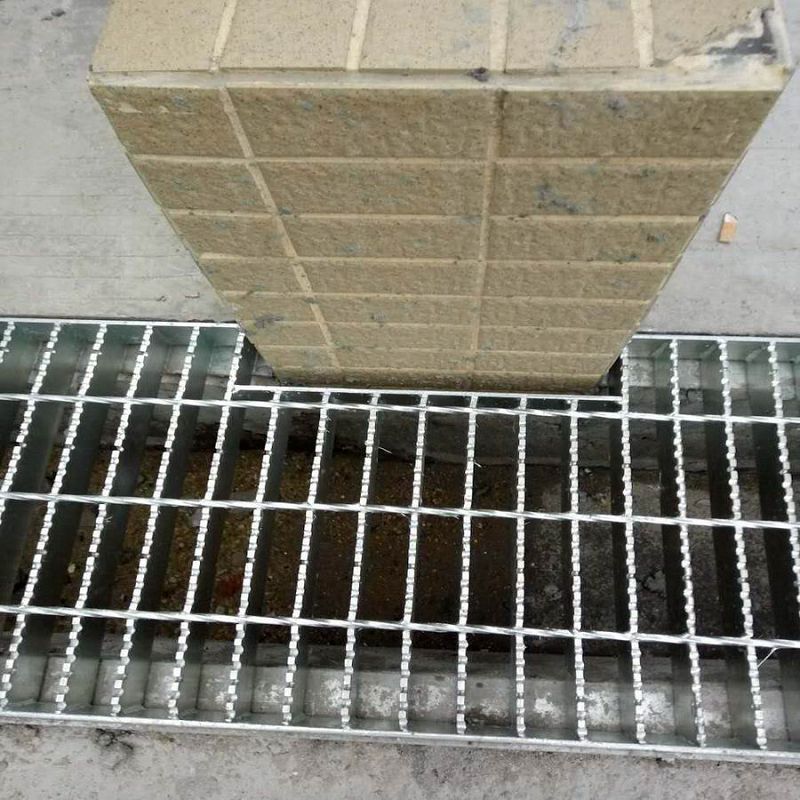 电厂平台镀锌钢格板工厂直供不锈钢平台钢格板镀锌平台钢格板