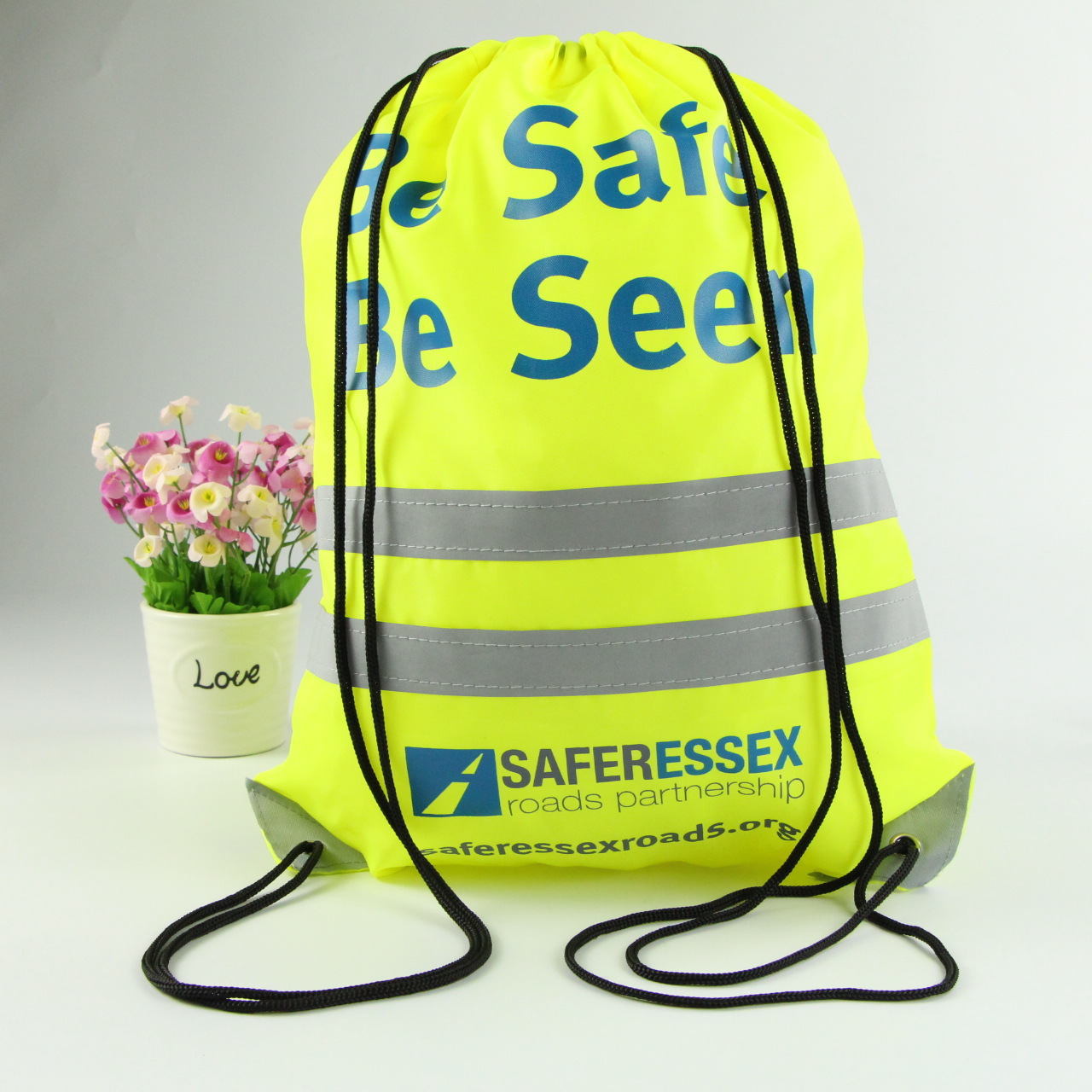 厂家低价直销涤纶束口反光条背包 马拉松赛事包 束口反光袋