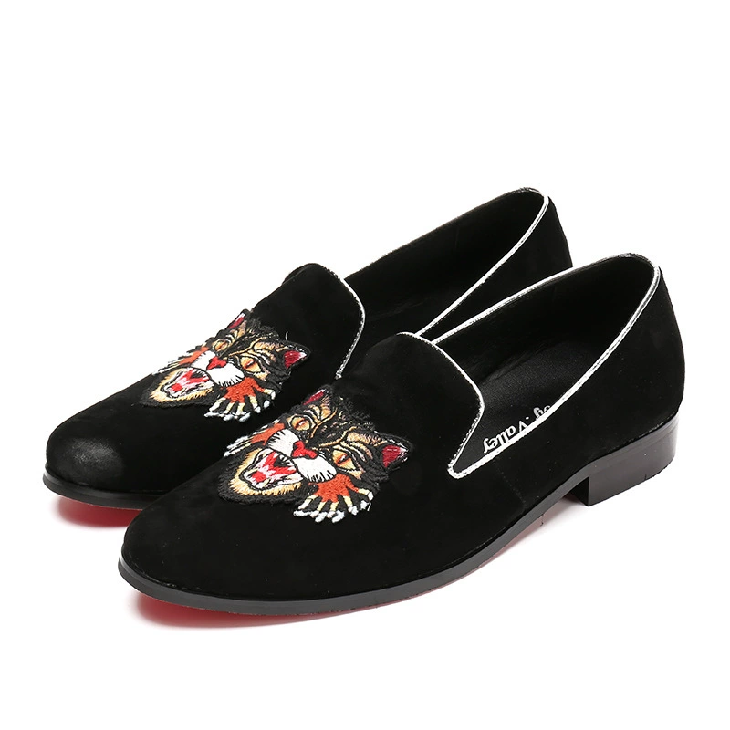 Остроконечные кожаные туфли мужские в Корейском стиле модная деловая Повседневная официальная одежда мужская обувь парикмахер ночной клуб персонализированные модные низкие мужские туфли