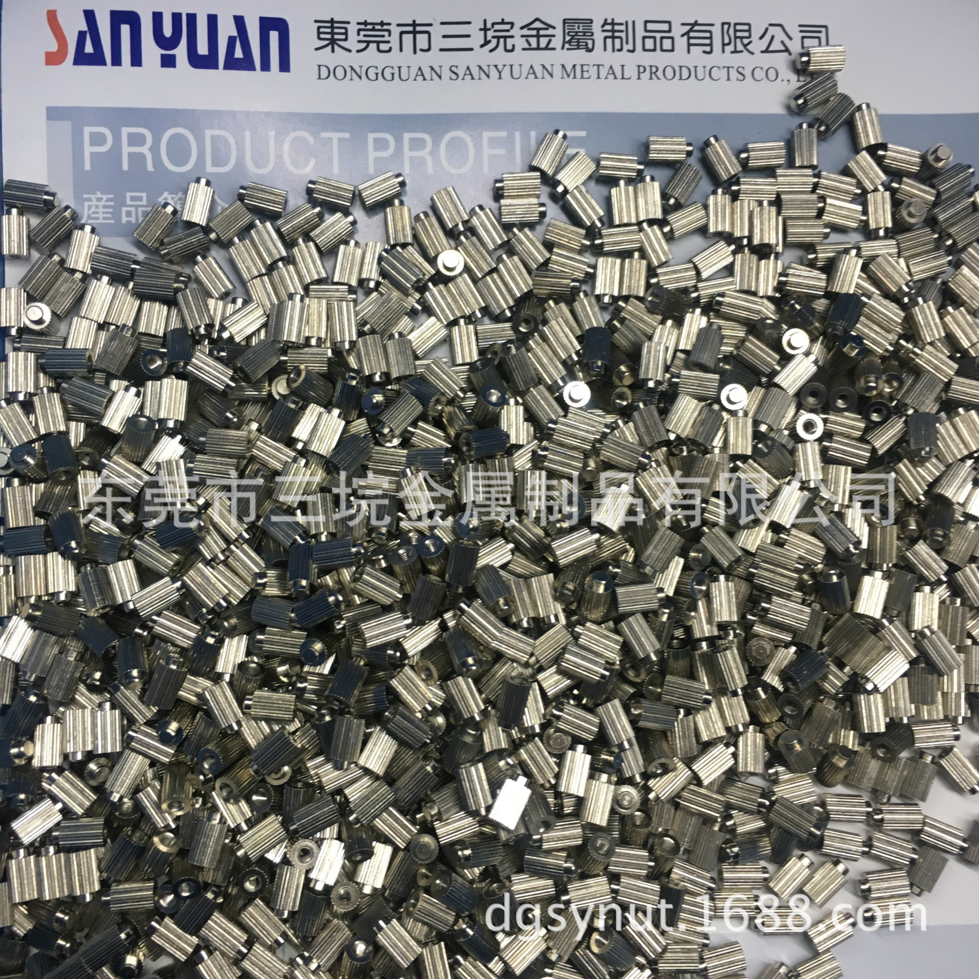 笔记本螺母花熔注塑孔手机螺母通讯设备铝合金零件按需制作螺母