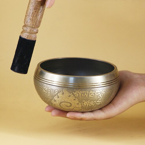Cross-border sourcing Nepal handmade carved Buddha sound bowl Tibetan chanting bowl sound therapy yoga meditation bowl scripture bowl copper gong