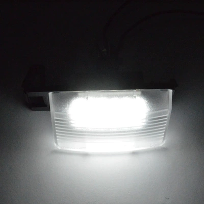 Plate Light: Nissan License plate lamp