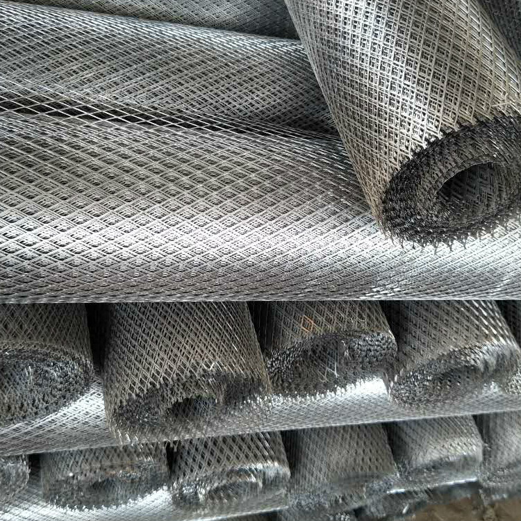 厂家批发小孔拉伸镀锌菱形网格铁丝网出口质量菱形铁丝网