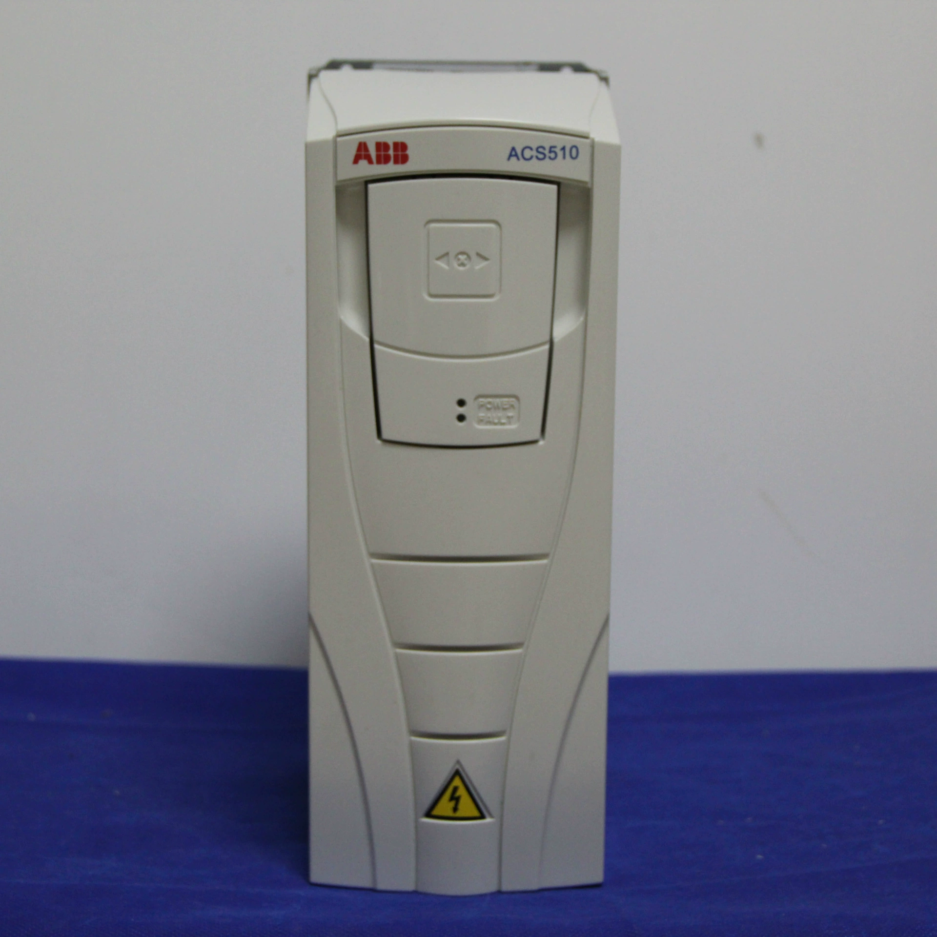 Преобразователь частоты ABB ACS510-01-157A-4 серия ACS510 75 кВт