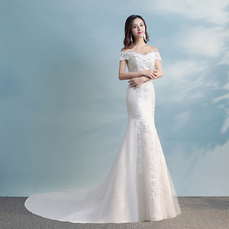 Factory wedding dress autumn and winter New European and American lace tube top wedding dress bride wedding dress Factory wedding dress autumn and winter New European and American lace tube top wedding dress bride wedding dress