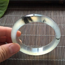 时尚女小众水墨玉岫岩玉手镯 天然冰种飘墨岫玉手镯批发