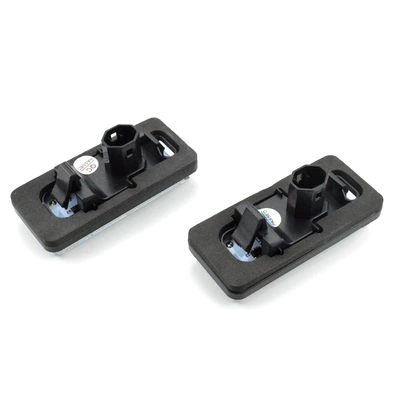 Land Cruiser Reiz, Toyota License plate lamp