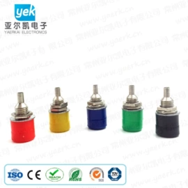 连接器;绝缘套管;墙壁插座