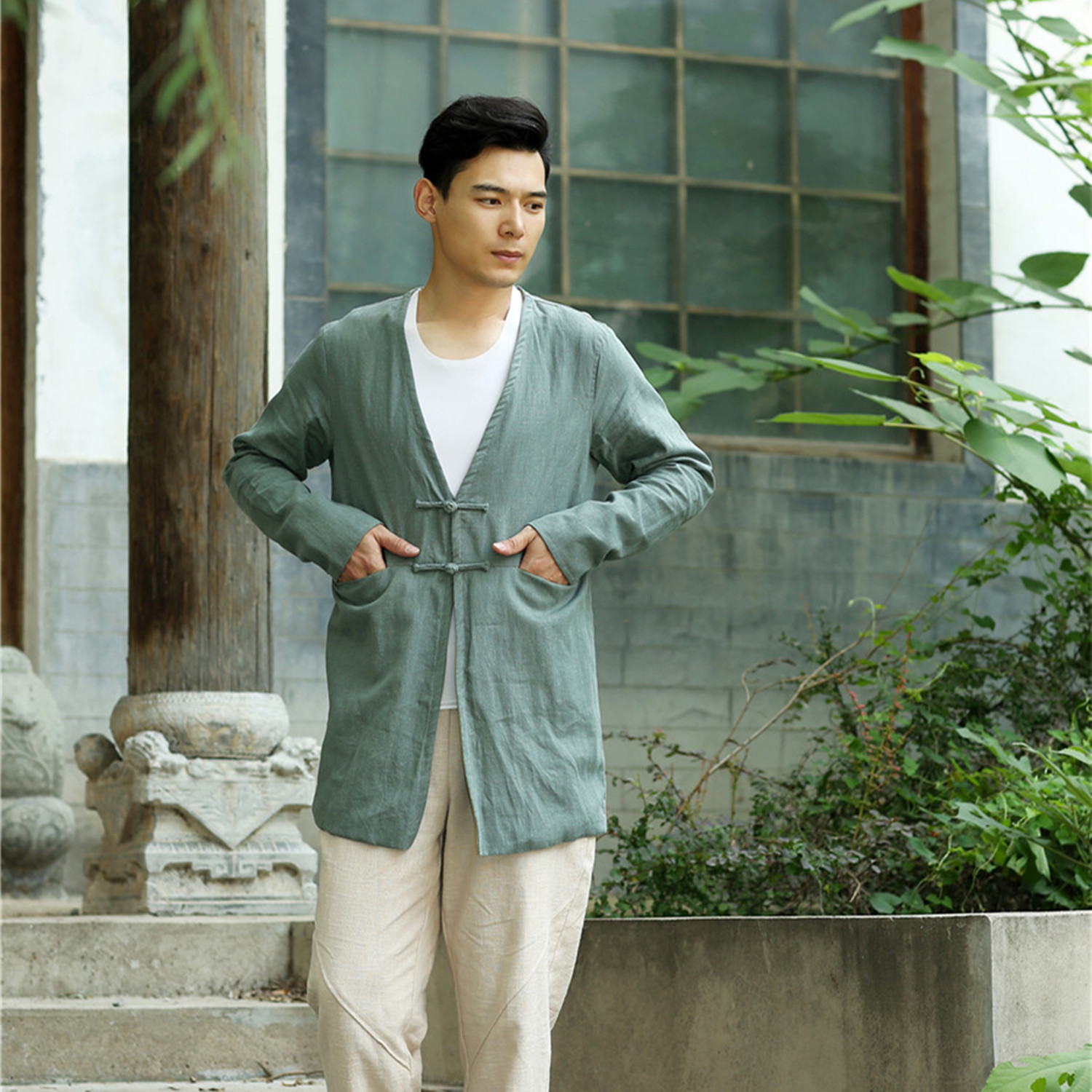 Autumn ethnic solid color jacket for leisure
