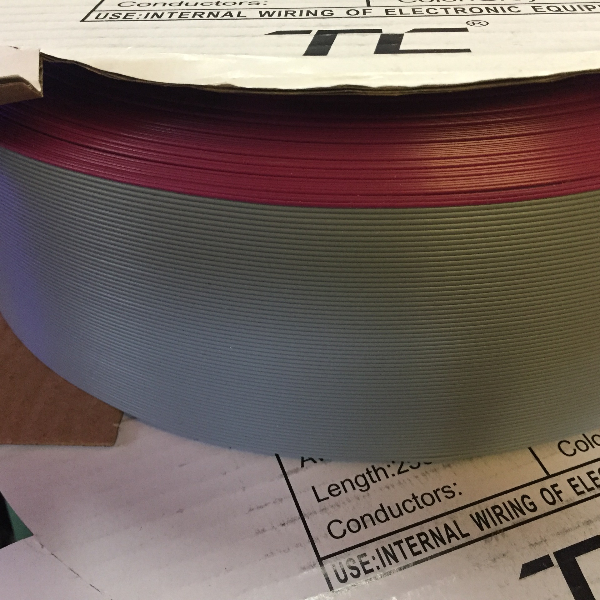 厂家批发2651排线 64p灰排线1.27mm红边灰色排线压2.54mm 64pIDC