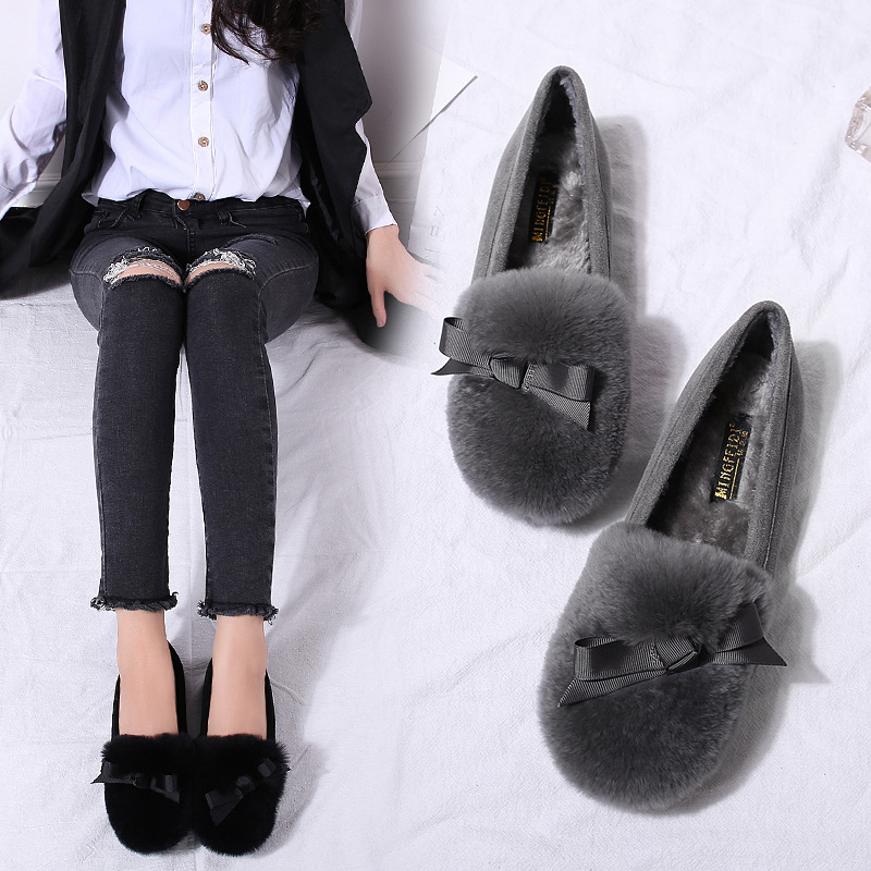 Zapatos de felpa de mujer 2023 Otoño e Invierno Nuevo estilo coreano versátil forrado de lana de piel de conejo plana tallas grandes zapatos de mujer 41-43