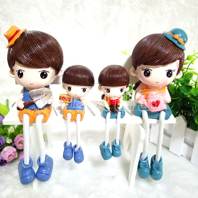 树脂工艺品一家四口吊脚娃娃电视柜酒柜电表箱摆件家居装饰品创意