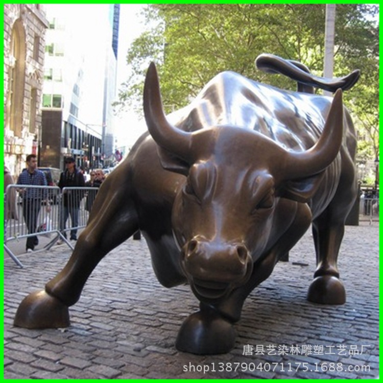 供应广场摆件 玻璃钢仿真动物雕塑华尔街牛 铜雕华尔街牛规格齐全