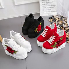 秋の厚い底の中で高くなった女性と丸い頭の刺繍のキャンバスのファッションの女性の靴の浅い口の結び目の帯の純色の靴