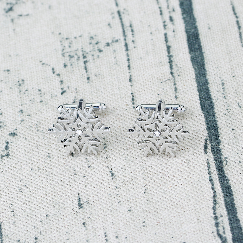 gioielli regalo di Natale fiocco di neve gemelli di diamanti forma congelata gemelli francesi_voghion.com