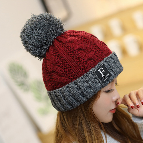 Korean style autumn and winter woolen hat outdoor plus velvet thickened warm hat letter ladies ear protection fur ball knitted pullover hat