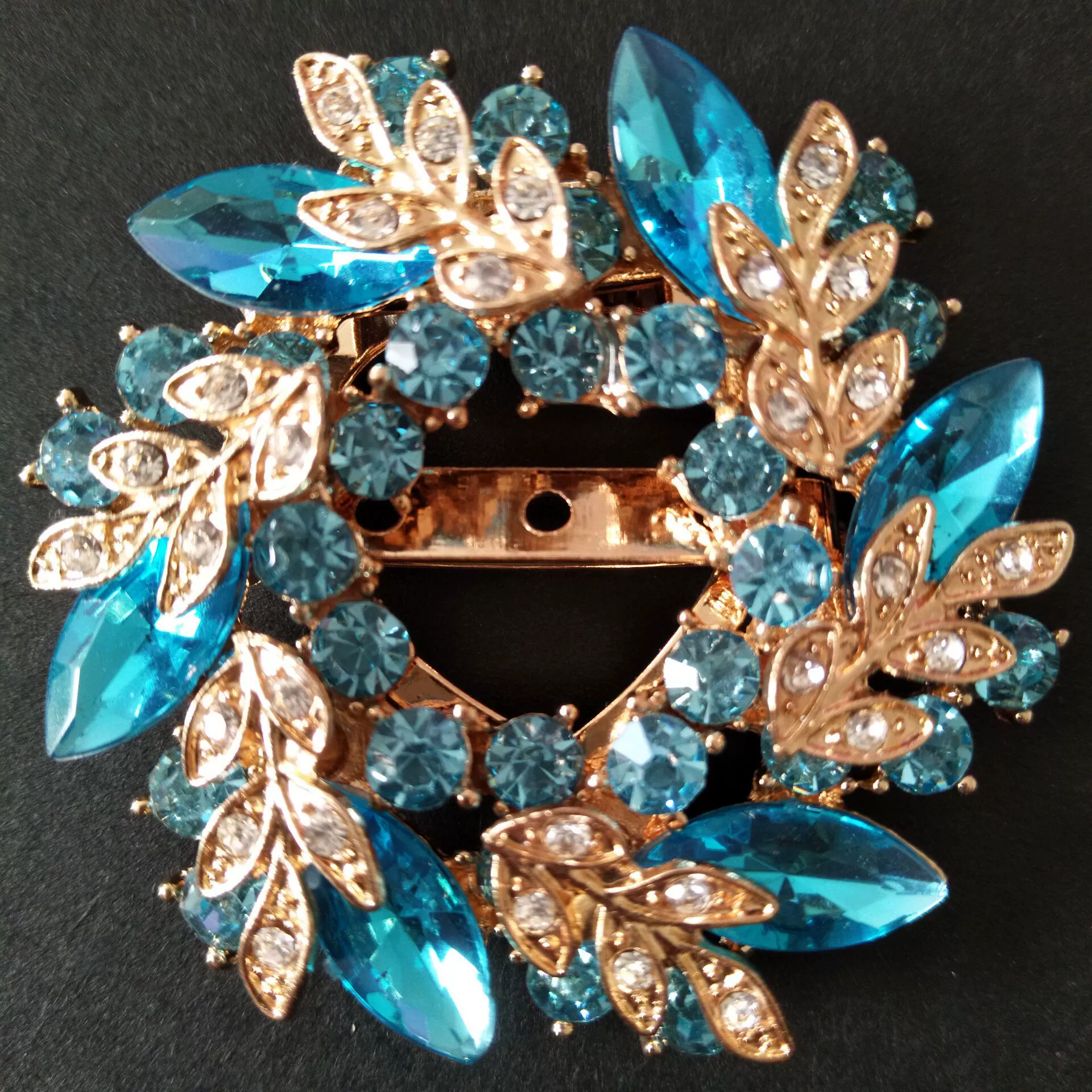 Brooch pin, light‑luxury crystal wreath, multicolor and K9 crystal options