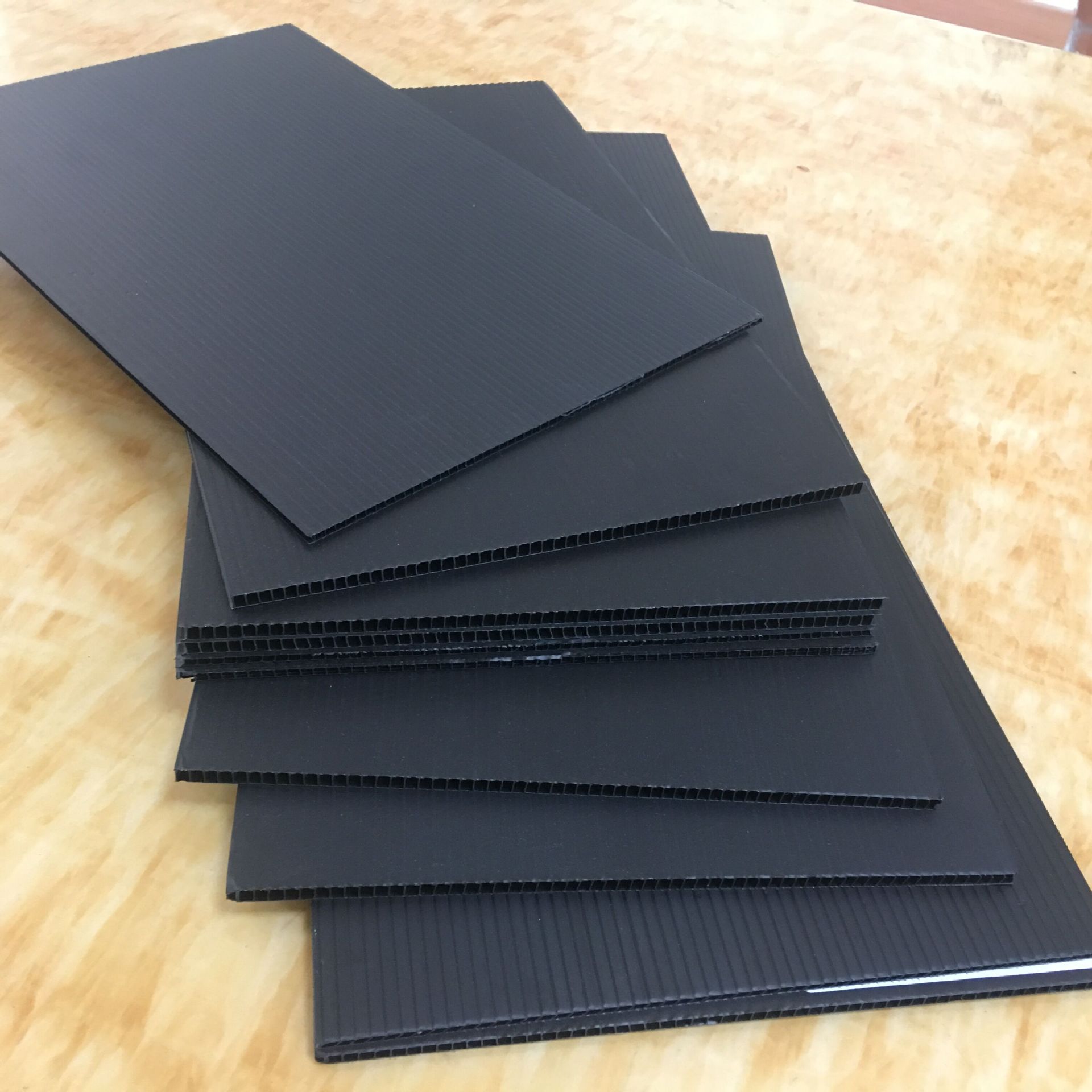 绿色 pp塑料中空板防静电平板 导电中通板平板