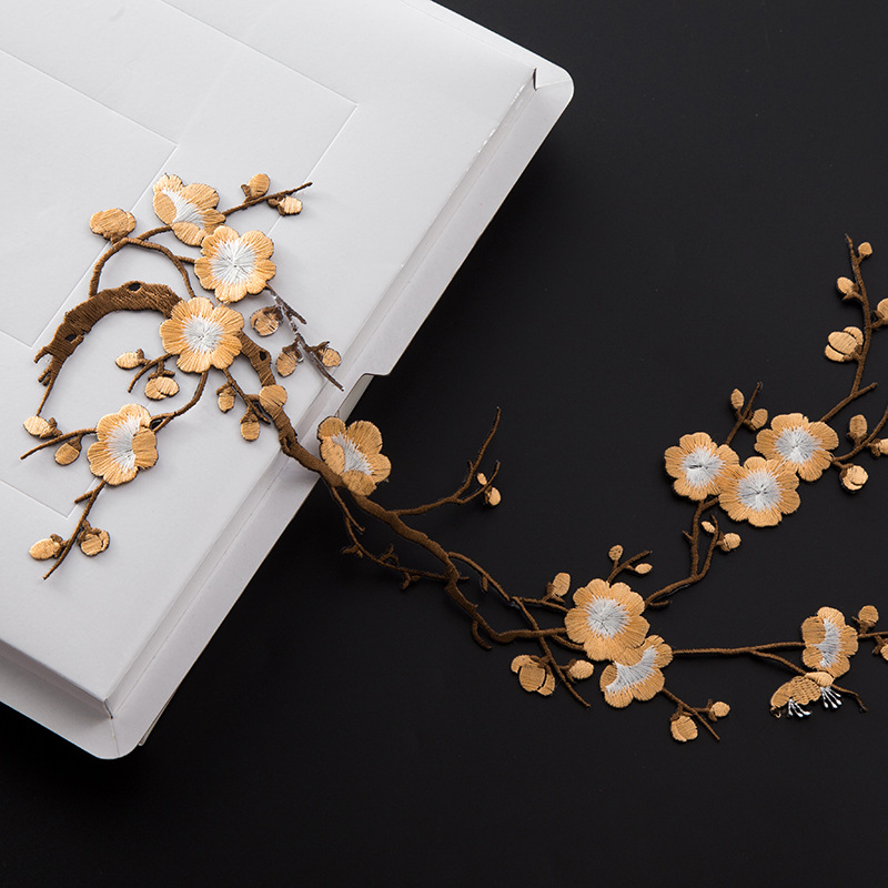 厂家直销经典梅花刺绣布贴家居花卉布贴旗袍装饰靠枕修复布