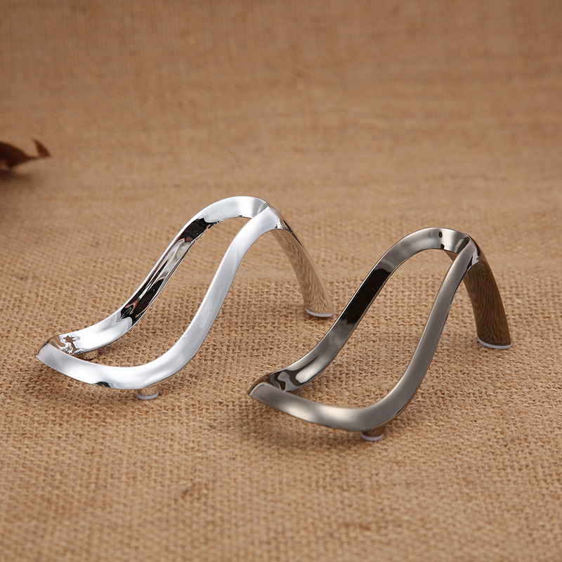 Creative High-End Smoking Accessories, Plastic Pipe Rack, High-Heeled Pipe Rack, Business Gift, Portable and Portable