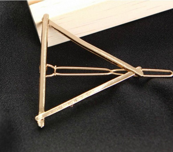 작은 삼각형 금