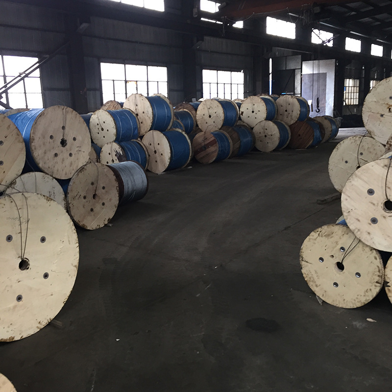 不锈钢钢丝绳带油镀锌晾衣绳包胶PVC涂塑加工批发镀锌防锈绳子