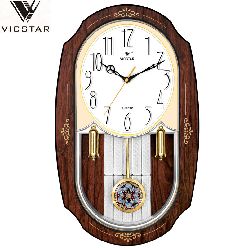 Reloj de pared oscilante de estilo europeo de venta directa, reloj de pared oscilante silencioso de la sala de estar