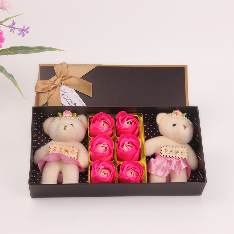 Regalos de San Valentín 12 cajas de regalo de flores de jabón flores flores artificiales oso rosa regalo creativo flor eterna al por mayor
