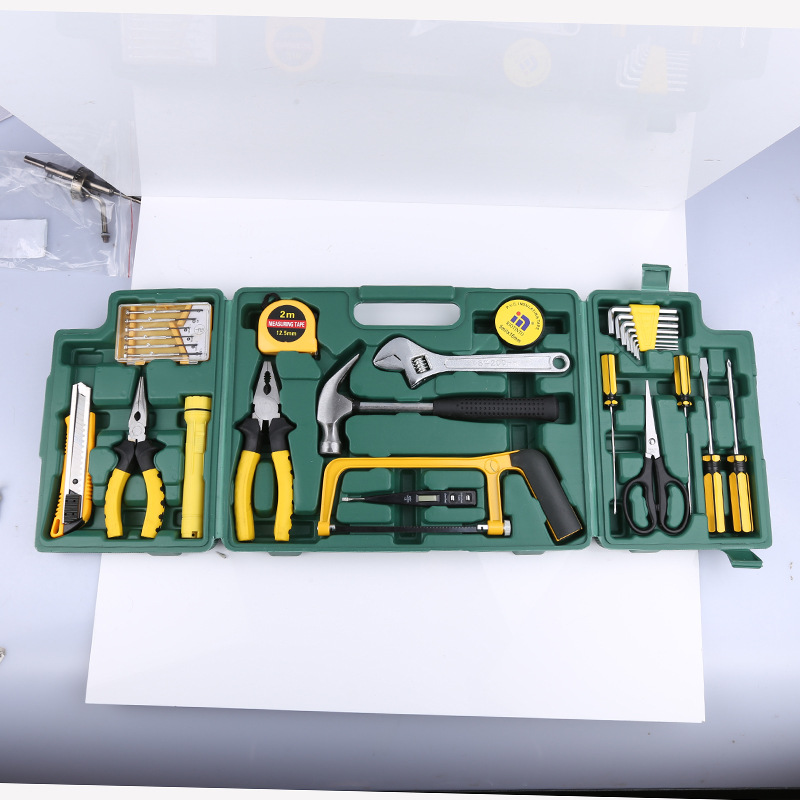 供应保险礼品工具盒套装家用手动维修工具箱 30件套五金工具套装