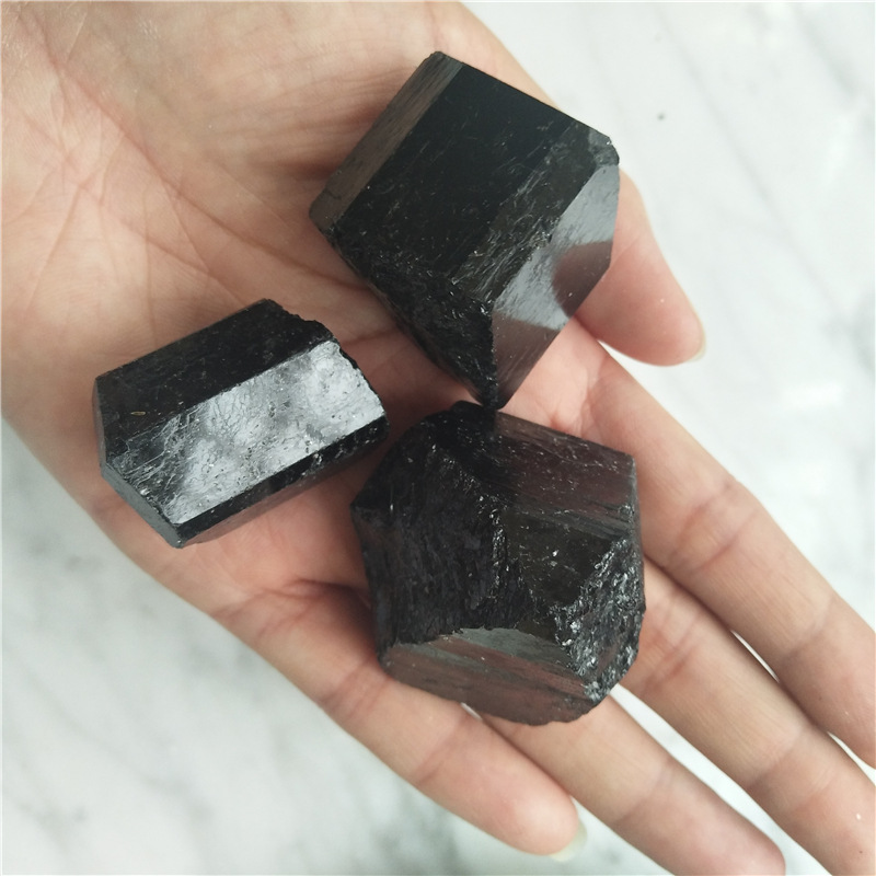 厂家批发 晶体电气石 褐色六棱柱状电气石 高淳单晶体电气石 现货