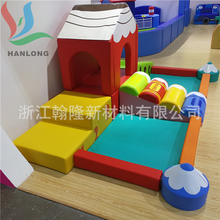 PVC夹网镜面革高剥离超软儿童乐园软包室内淘气堡玩具软包