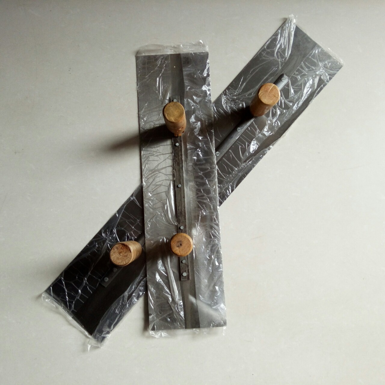 批发55长木柄双把大抹子抹泥板油漆批墙大铁板抹泥板泥瓦抹子