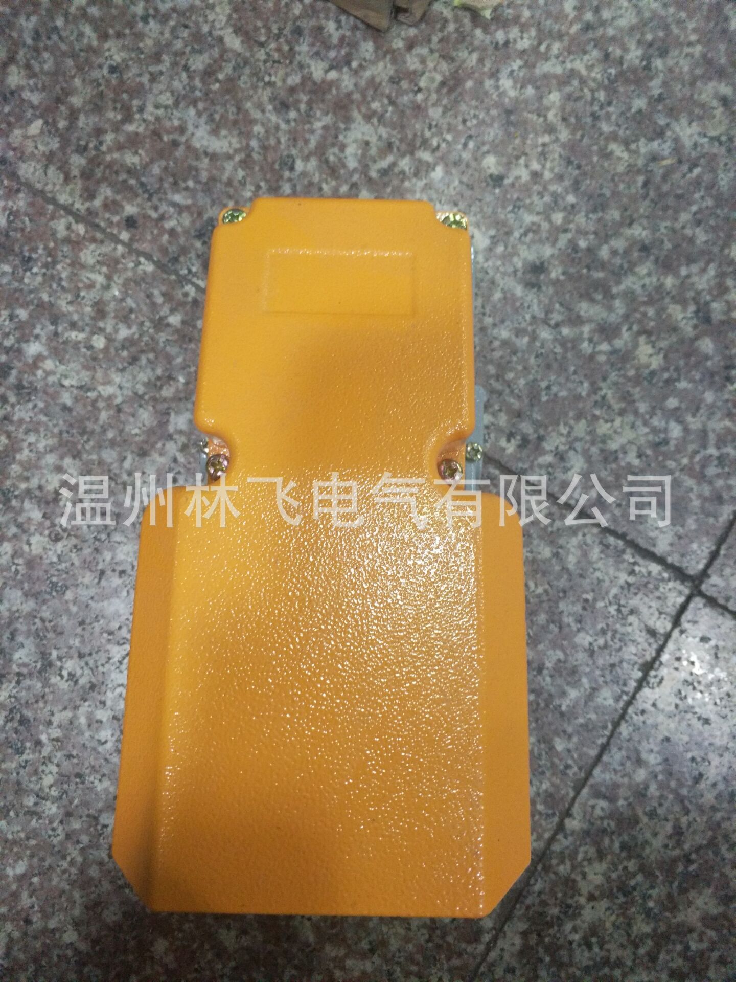 厂家现货直销 LT4 脚踏开关 防水型 铝合金重型 机床控制开关