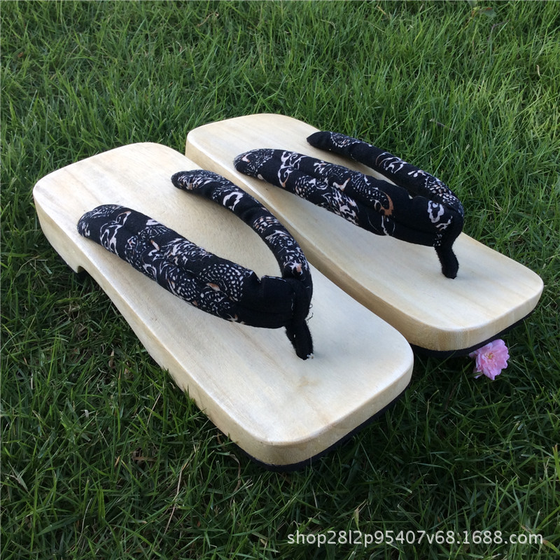 New Japanese Style Classic Men's White Paint White Burn Round Head Clip Men's Lacquered Clog Flip Flop Sandals Flat Heel