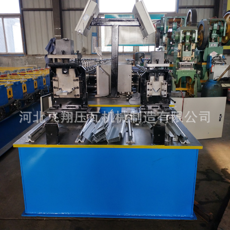 集成吊顶设备轻钢龙骨吊顶设备成型机精度龙骨机设备