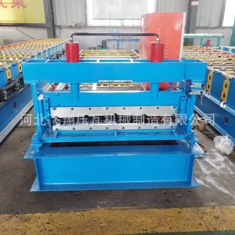 彩钢压瓦机成型设备销售 900型墙板压瓦机彩钢机械铁皮瓦机