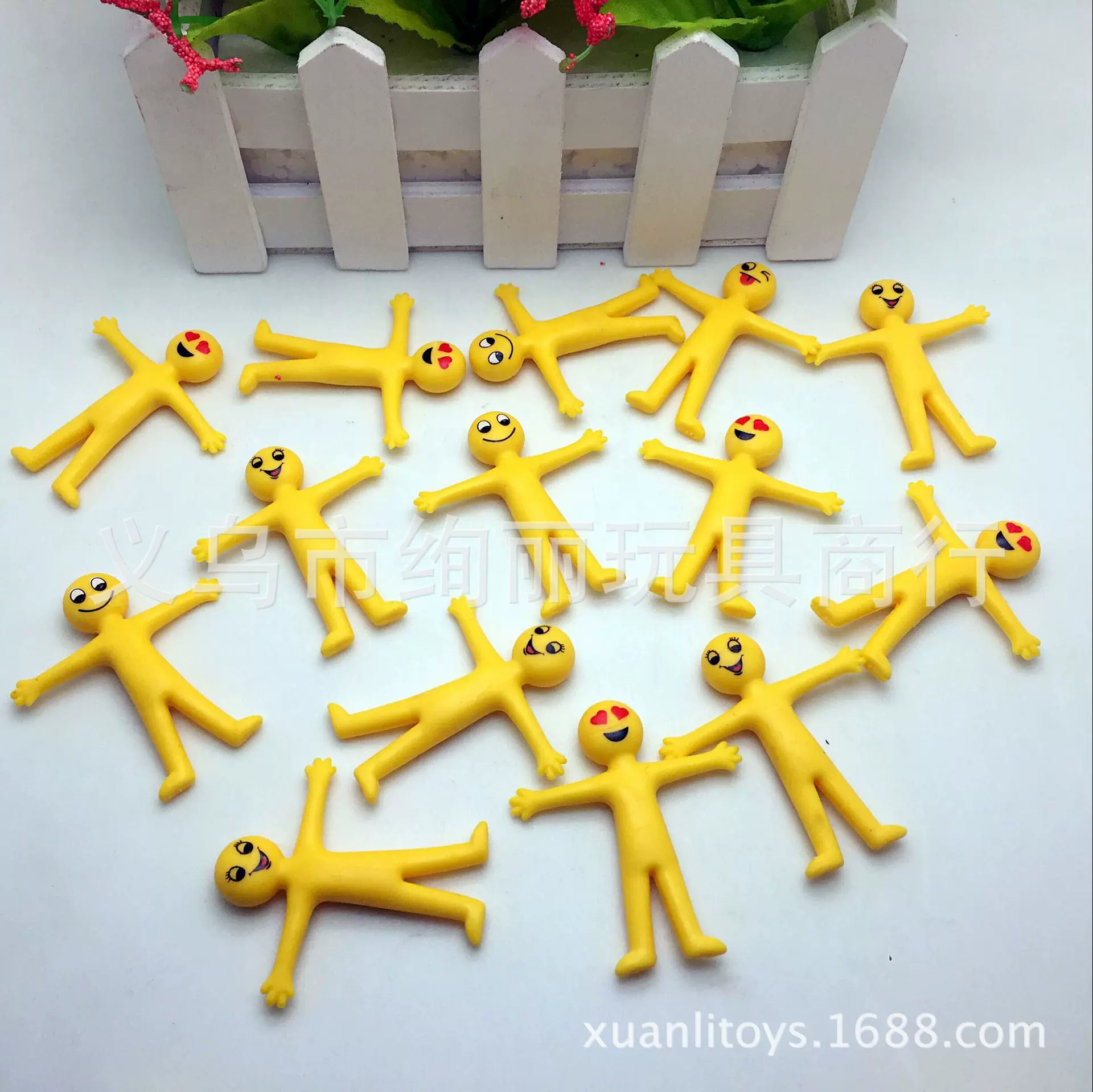软胶小黄人公仔 笑脸表情 拉拉乐捏捏乐可拉伸创意减压发泄玩具