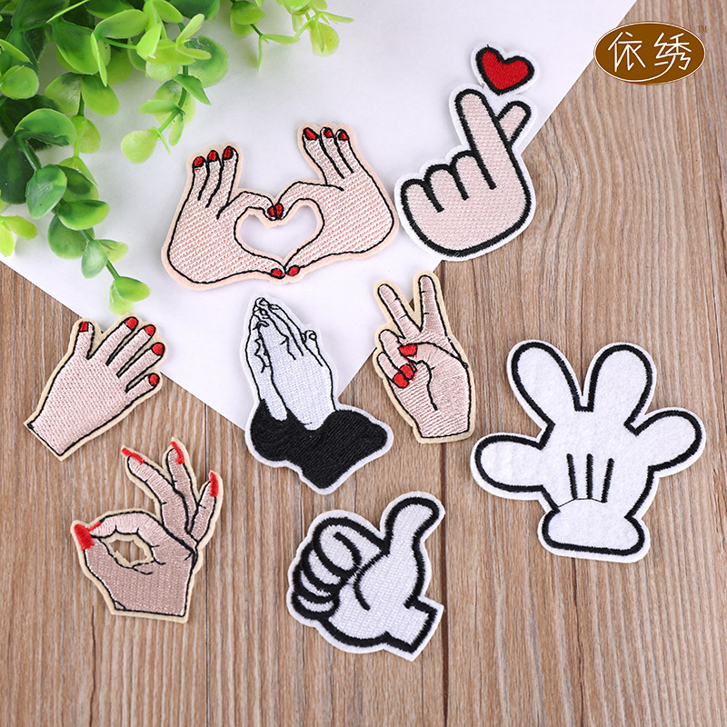 Exquisita moda bordado parche de tela parche bordado Zhang Zi insignia logo gesto que la oración del corazón Ropa Decoración agujero parche