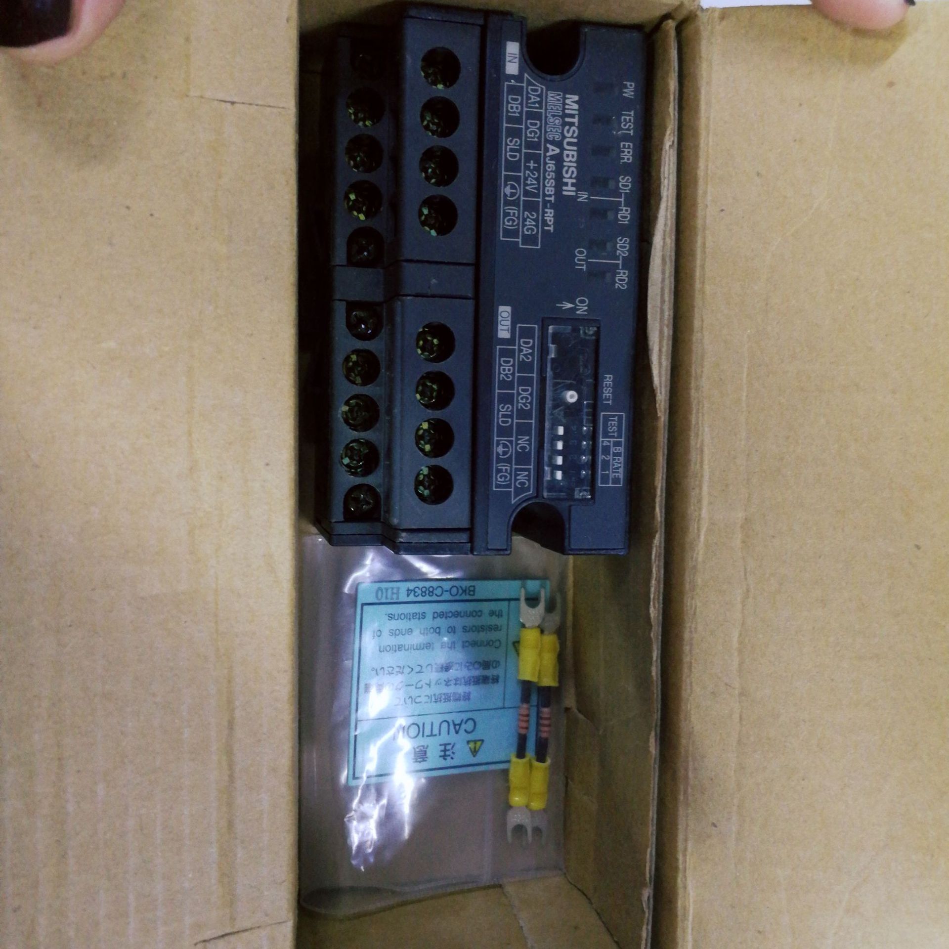 全新三菱模块AJ65SBT-RPT 现货出售AJ65SBT-RPT实物图片