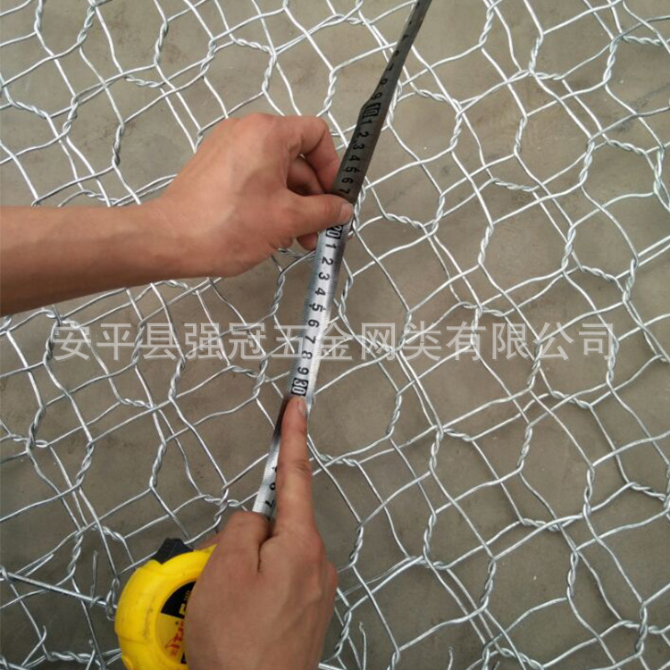 镀锌铁丝格宾防护石笼网240g/m2 用于水利堤防高尔凡石笼网