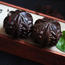 ✅厂家批发 越南沉香木木质摆件皮黑木雕手把件工艺品批发