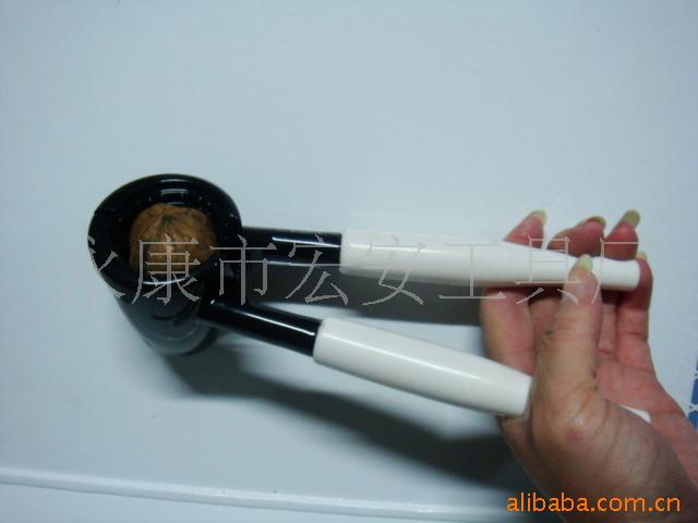 供應200G作于鋁合金核桃夾.胡桃鉗 ABS塑料手柄堅果鉗，小額批發