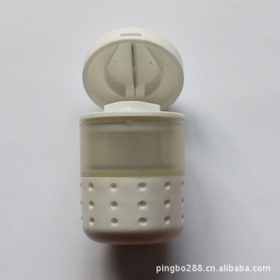 厂家大量供应优质环保带切药药盒,切药器,刀片药盒,食品级PP药盒