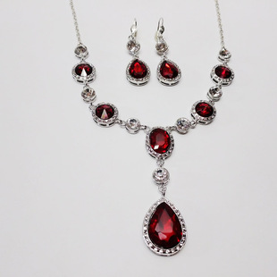 ���uͨ�W���¿�r�Ќ�ʯ���h���b��Ů�Ʒ Ůʿ������b��